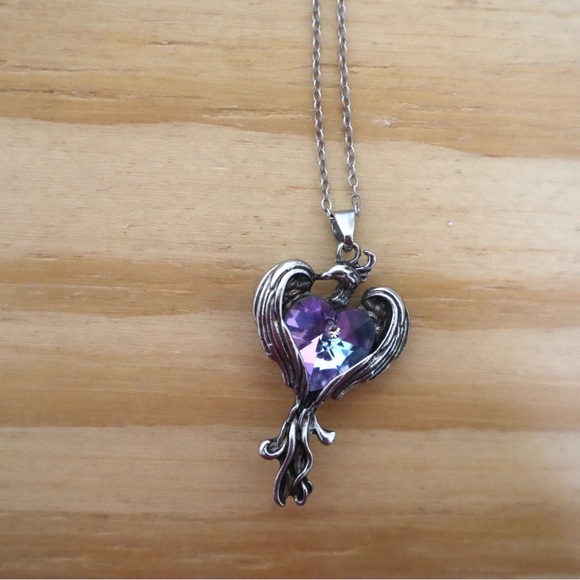Phoenix‎ Heart Zirconia Pendant Necklace for Women’s Purple Color - Picture 5 of 6